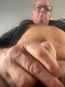 Snapshot of naughtygrandad1 chatting on September 2025 08:02:02 AM naughtygrandad1 online show from September 2025 08:02:02 AM