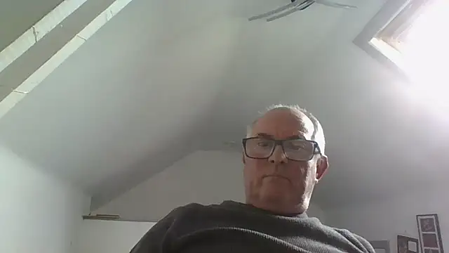 Snapshot of naughtygrandad1 chatting on October 2025 01:42:02 PM naughtygrandad1 online show from October 2025 01:42:02 PM