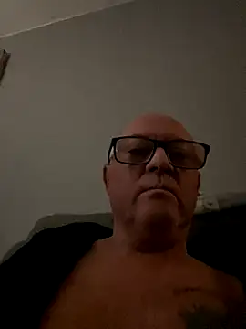 Snapshot of naughtygrandad1 chatting on October 2025 06:14:02 AM naughtygrandad1 online show from October 2025 06:14:02 AM