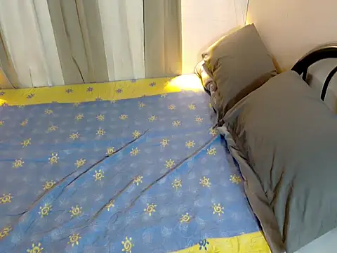 avery in paradisexx online show from October 2025 07:49:02 AM