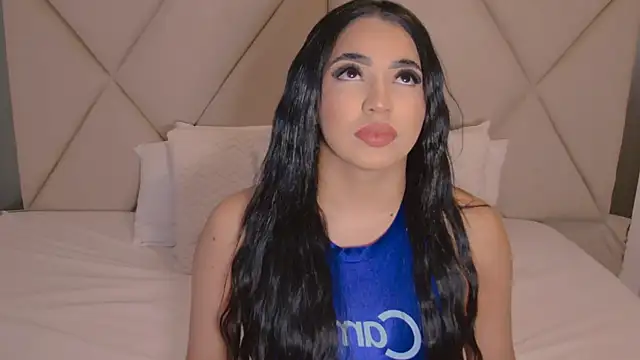 Snapshot of CharlotteeBrownn chatting on May 2026 11:13:01 PM CharlotteeBrownn online show from May 2026 11:13:01 PM