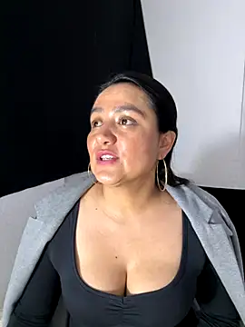 Rouse69  online show from September 2025 09:32:02 AM