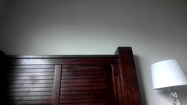 Marlowlovee online show from October 2025 07:02:01 PM