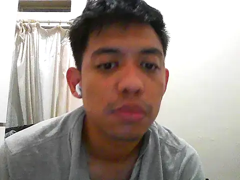 Lxtrmm online show from October 2025 04:58:01 PM