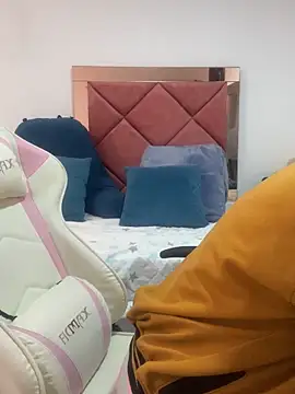 emma hot2006 online show from October 2025 04:28:01 PM