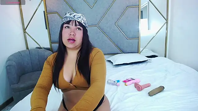 Snapshot of KarinaPrath chatting on September 2025 10:02:01 PM KarinaPrath online show from September 2025 10:02:01 PM