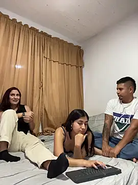 Snapshot of miaftmax chatting on February 2026 07:42:02 PM miaftmax online show from February 2026 07:42:02 PM