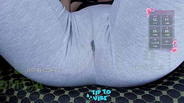 Cameltoe squirt inPants online show from March 2025 10:46:01 AM