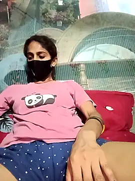 priyastrip314 online show from April 2026 05:40:01 PM