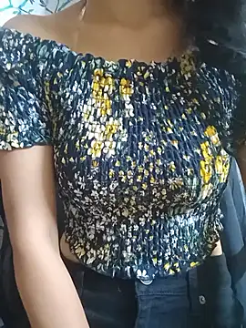 Aashiika1176 online show from November 2025 12:54:01 AM