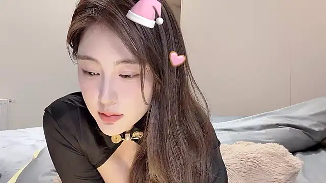 Snapshot of Aquarius-002 chatting on March 2026 02:45:01 PM Aquarius-002 online show from March 2026 02:45:01 PM