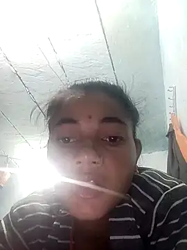 Snapshot of PoojaPleasure chatting on November 2025 06:31:02 PM PoojaPleasure online show from November 2025 06:31:02 PM