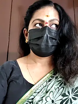 Sweetie swetha37 online show from October 2025 06:04:01 PM