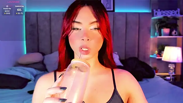 Snapshot of Arianna_Ponce chatting on October 2025 06:33:01 AM Arianna Ponce online show from October 2025 06:33:01 AM