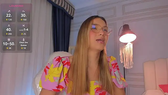 Doll Isa  online show from September 2025 07:15:02 PM