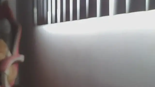 Crystal Star  online show from October 2025 01:25:01 PM