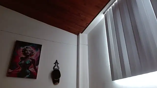 Crystal Star  online show from April 2026 02:29:01 PM