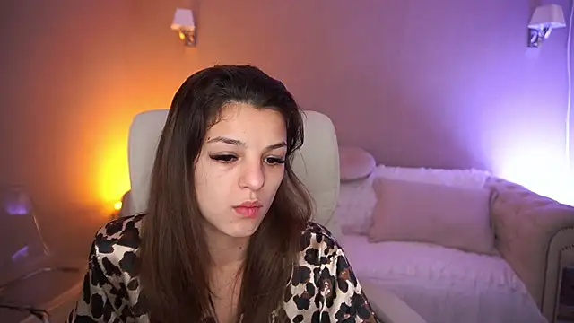 Snapshot of AnitaBambie chatting on October 2025 06:02:02 AM AnitaBambie online show from October 2025 06:02:02 AM