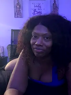 Snapshot of NylaNights chatting on September 2025 09:48:01 PM NylaNights online show from September 2025 09:48:01 PM