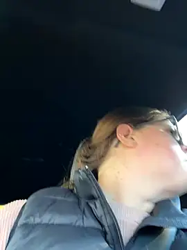 Snapshot of hornykitty1210 chatting on November 2025 03:11:01 PM hornykitty1210 online show from November 2025 03:11:01 PM