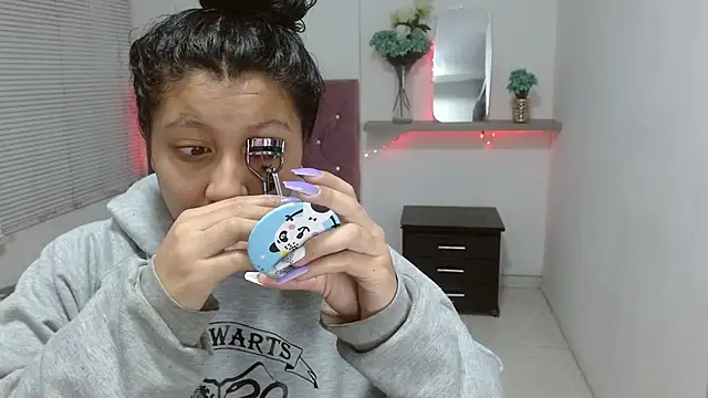 pixiefuckass online show from September 2025 12:48:01 PM