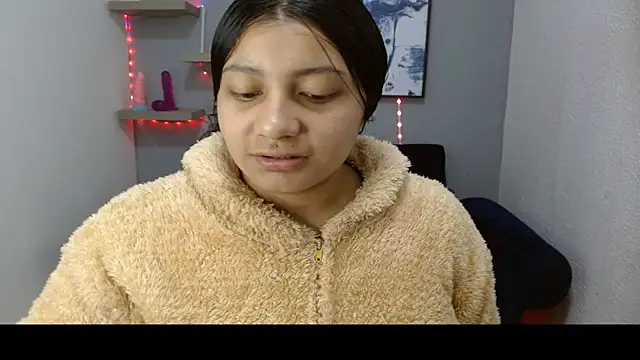 pixiefuckass online show from November 2025 12:05:02 PM