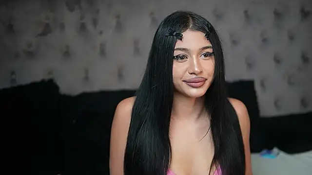 GiuliaSya online show from October 2025 09:26:01 PM