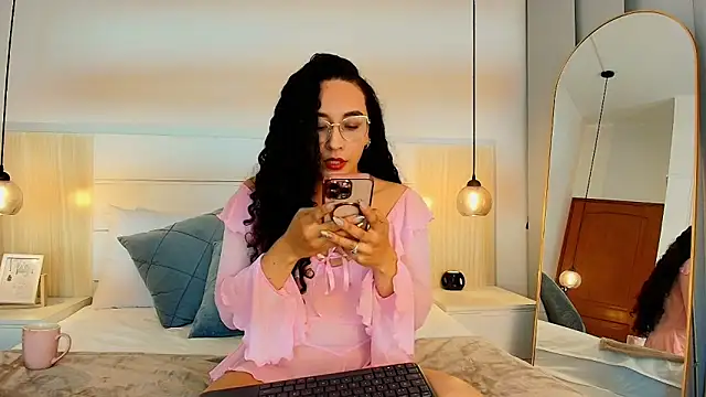 alehia cute online show from December 2025 11:54:01 PM