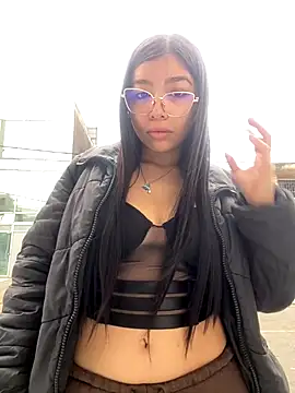 Maddy Piink online show from December 2025 08:38:02 PM