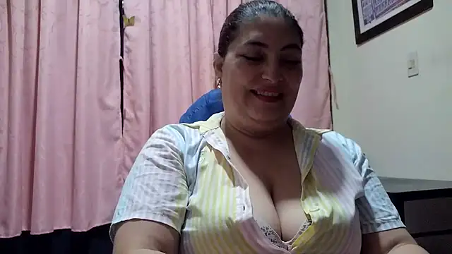 lina maria99 online show from March 2026 06:43:02 AM