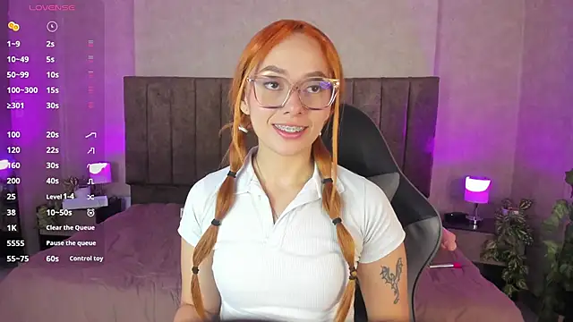 LanaMills  online show from September 2025 04:58:02 AM