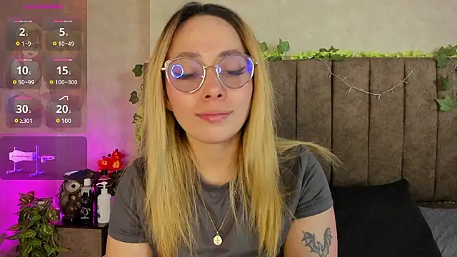 LanaMills  online show from February 2026 09:02:01 PM