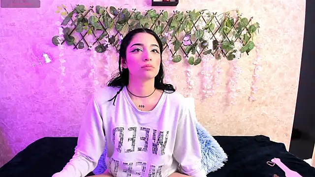 ImEmily444 online show from September 2025 07:01:02 AM