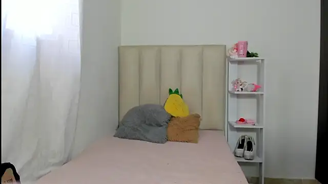 ImEmily444 online show from December 2025 08:24:02 PM