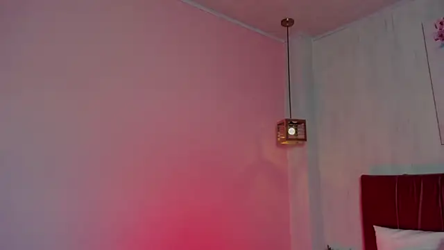 Snapshot of elisabethflores chatting on June 2026 08:57:01 PM elisabethflores online show from June 2026 08:57:01 PM
