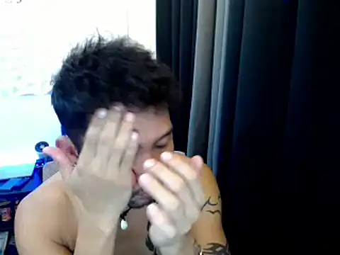 Thefriskyasian online show from October 2025 01:00:02 AM