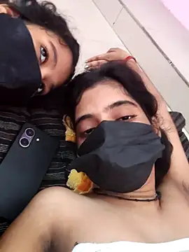 Snapshot of Hot-komall chatting on September 2025 04:12:02 AM Hot-komall online show from September 2025 04:12:02 AM