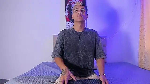 wyatt 3 online show from September 2025 11:32:01 AM