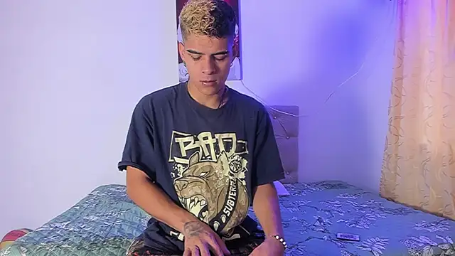 wyatt 3 online show from September 2025 11:22:02 AM