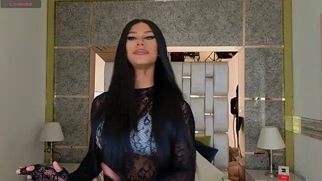 Snapshot of beauty_nina chatting on May 2026 01:39:01 PM beauty nina online show from May 2026 01:39:01 PM