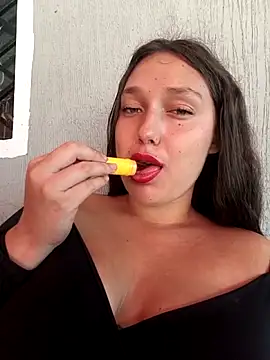 Naughty Samantha online show from December 2025 04:00:01 PM