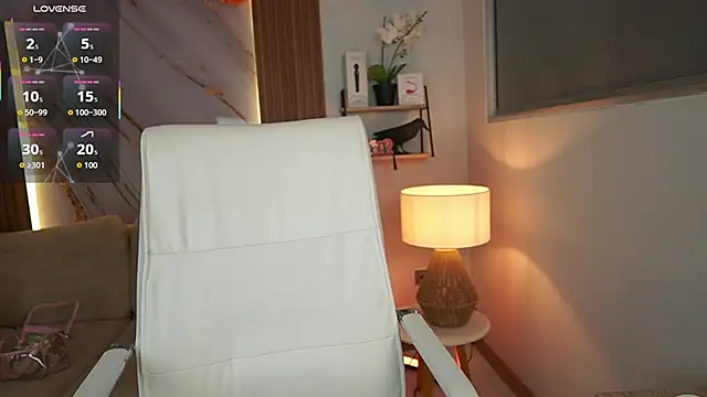 MilaCrave online show from October 2025 11:36:02 AM