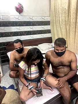 Snapshot of Cute_plak02 chatting on September 2025 05:03:02 PM Cute plak02 online show from September 2025 05:03:02 PM