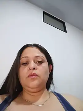 Snapshot of Nanna_160290 chatting on May 2026 05:53:01 PM Nanna 160290 online show from May 2026 05:53:01 PM