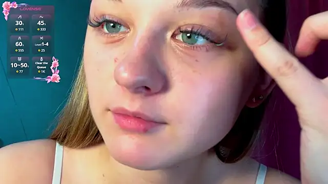 Smoke mama online show from November 2025 04:26:02 AM