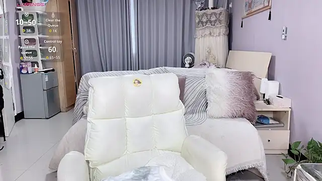 Y2Luvk online show from October 2025 11:38:01 PM