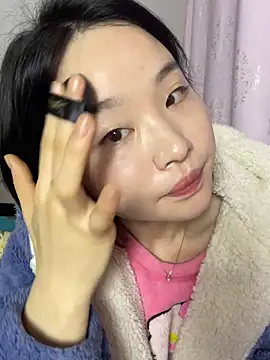 Snapshot of Y2Luvk chatting on February 2026 06:34:02 PM Y2Luvk online show from February 2026 06:34:02 PM