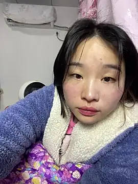 Snapshot of Y2Luvk chatting on February 2026 06:25:01 PM Y2Luvk online show from February 2026 06:25:01 PM