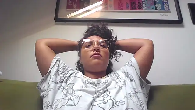 Snapshot of LadySophia03 chatting on September 2025 08:25:02 AM LadySophia03 online show from September 2025 08:25:02 AM