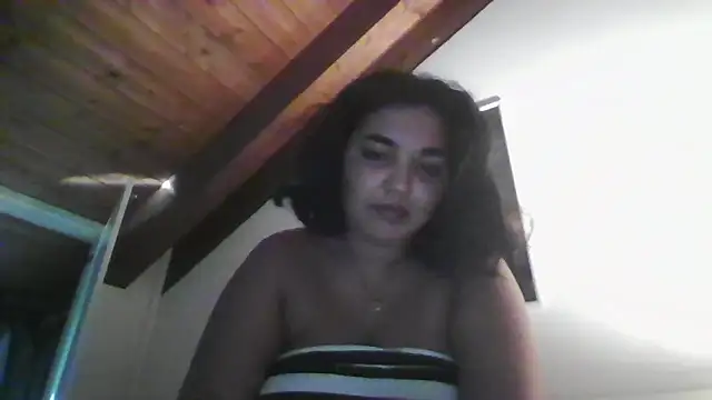 Snapshot of LadySophia03 chatting on October 2025 08:32:01 AM LadySophia03 online show from October 2025 08:32:01 AM